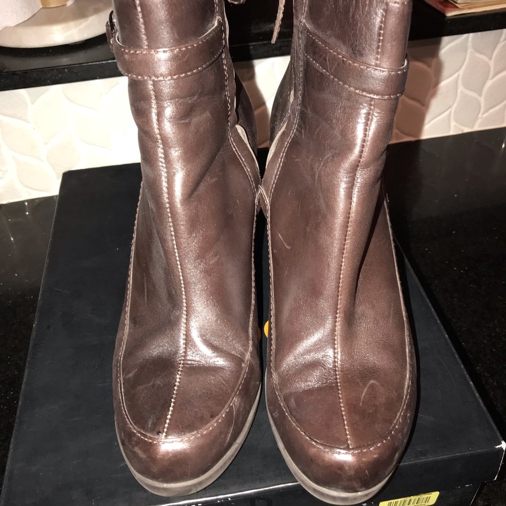 Reba booties - Picture 3 of 6
